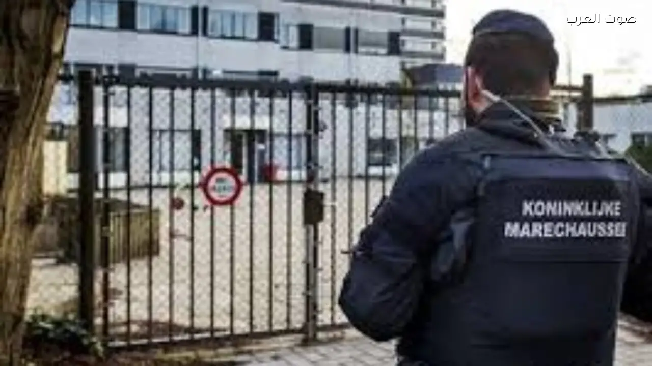 انفجار قرب مدرسة يهودية في أمستردام وإسرائيل تحذر من زيادة معاداة السامية