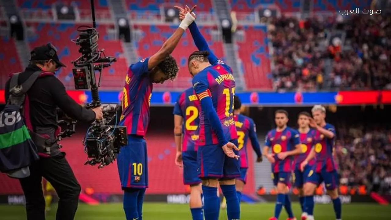 برشلونة يسعى لتحقيق 100 نقطة في الدوري الإسباني وسط تحديات كبيرة