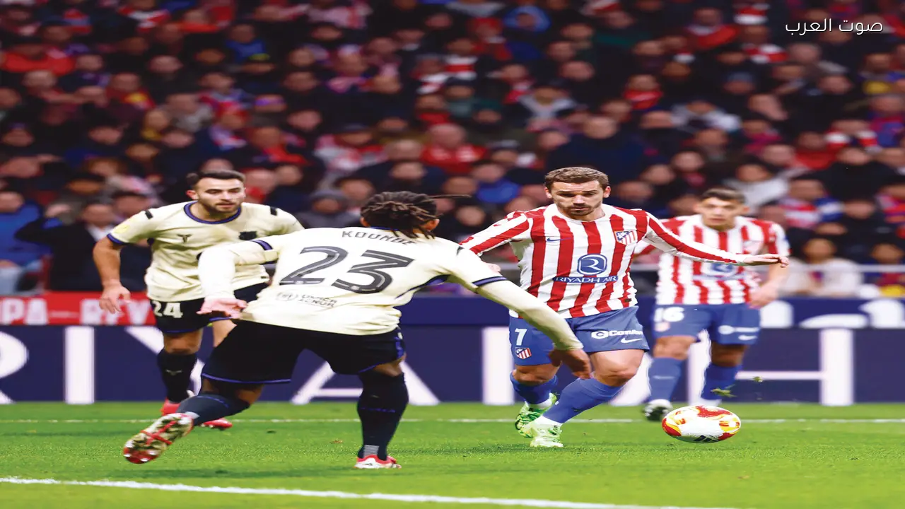 برشلونة يسعى لتحقيق نتيجة إيجابية أمام أتلتيكو في مواجهة حاسمة