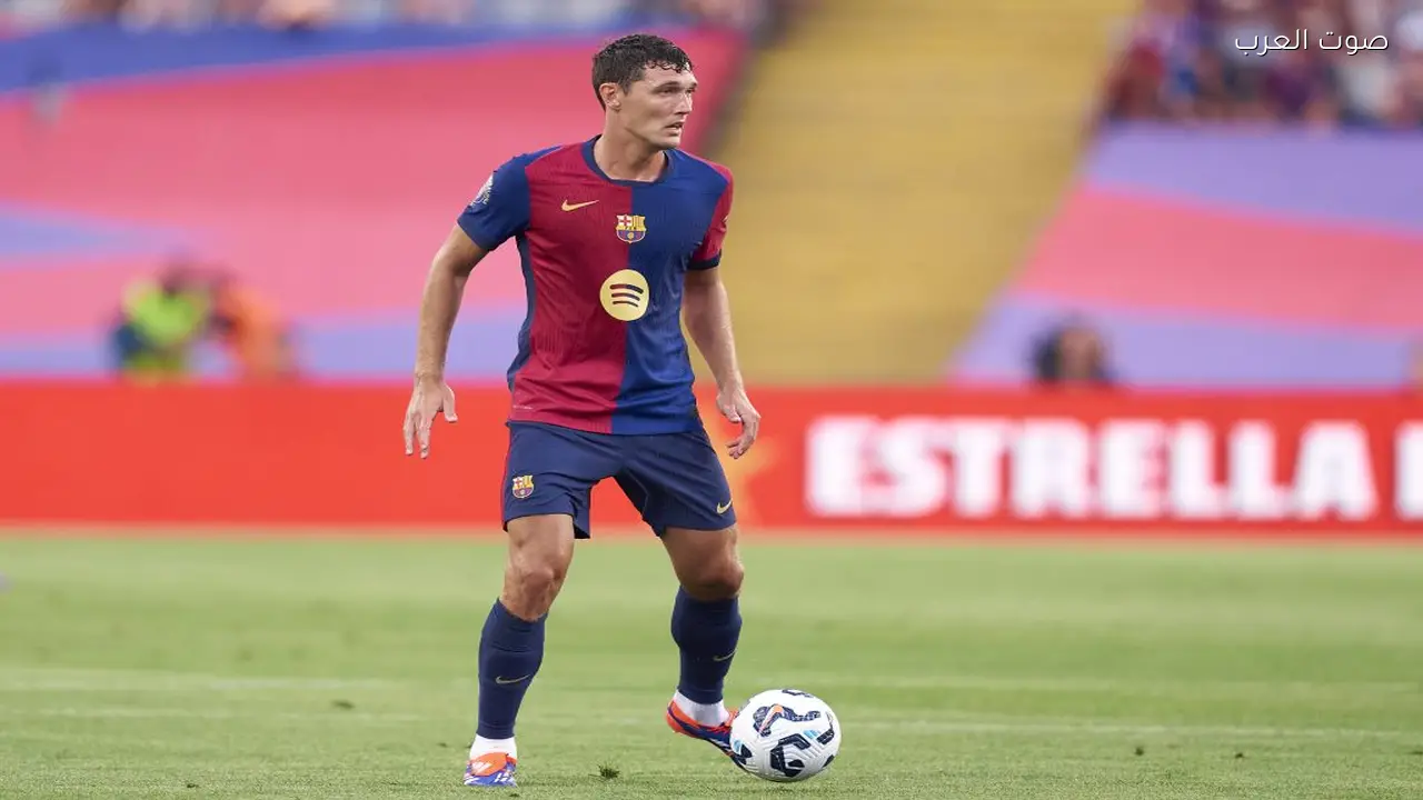 برشلونة يسعى لضم مدافع توتنهام المعار لتعويض كريستنسن في خط الدفاع