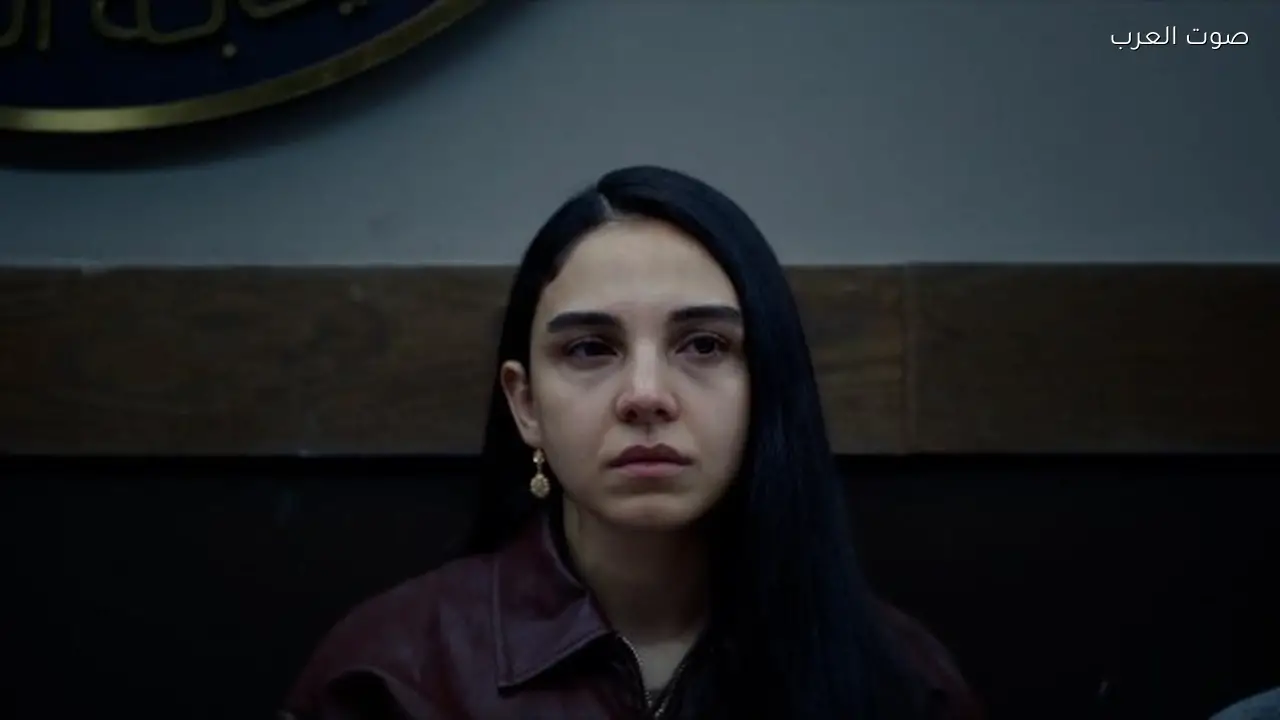 بكاء سلمى أبو ضيف على قبر ابنها في الحلقة الأخيرة من مسلسل عرض وطلب