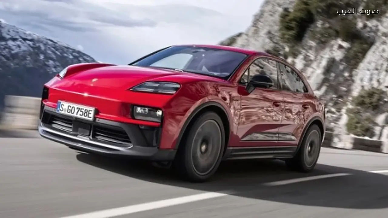 بورشه ماكان جي تي إس الجديدة تظهر في أول عرض لها