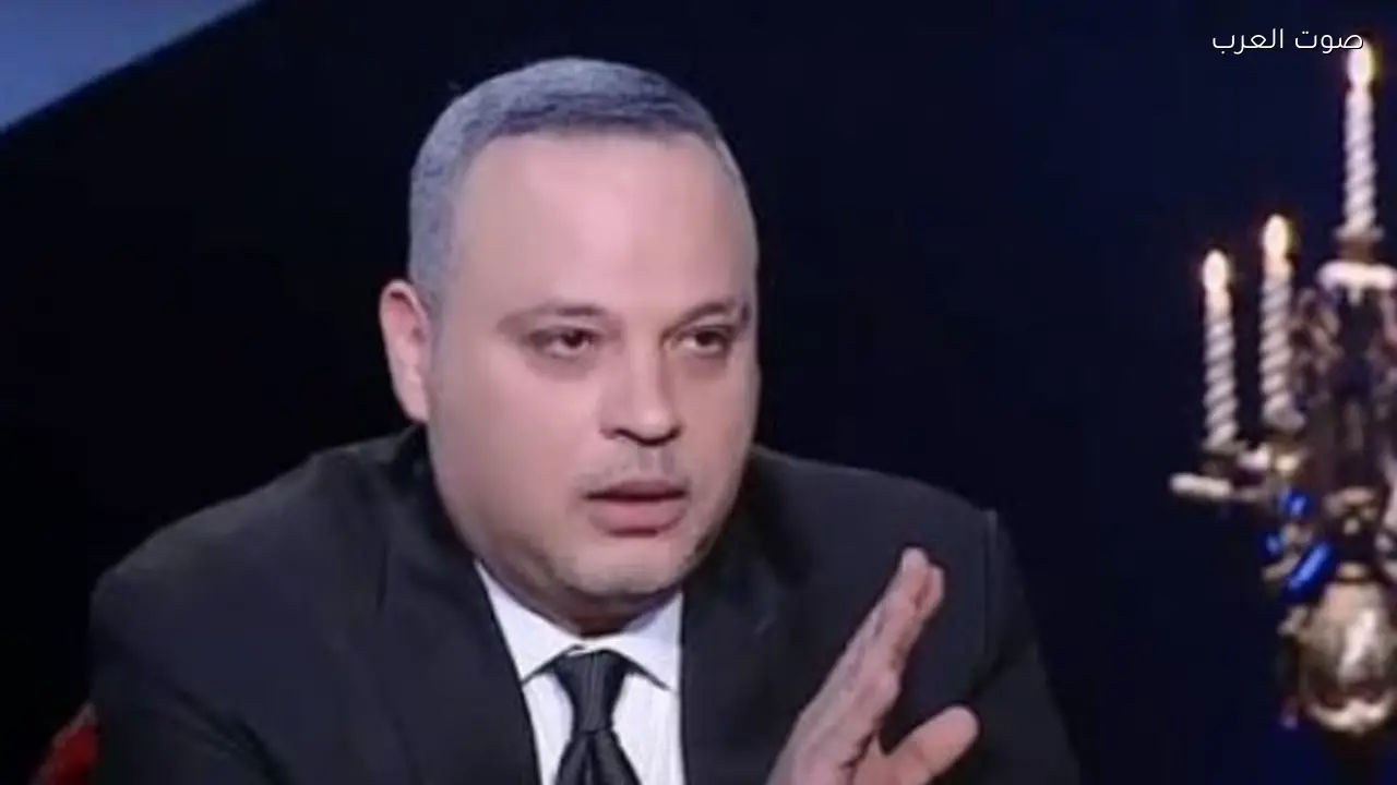 تامر عبدالمنعم ينتقد أيمن عبدالجليل بسبب عيد الأم