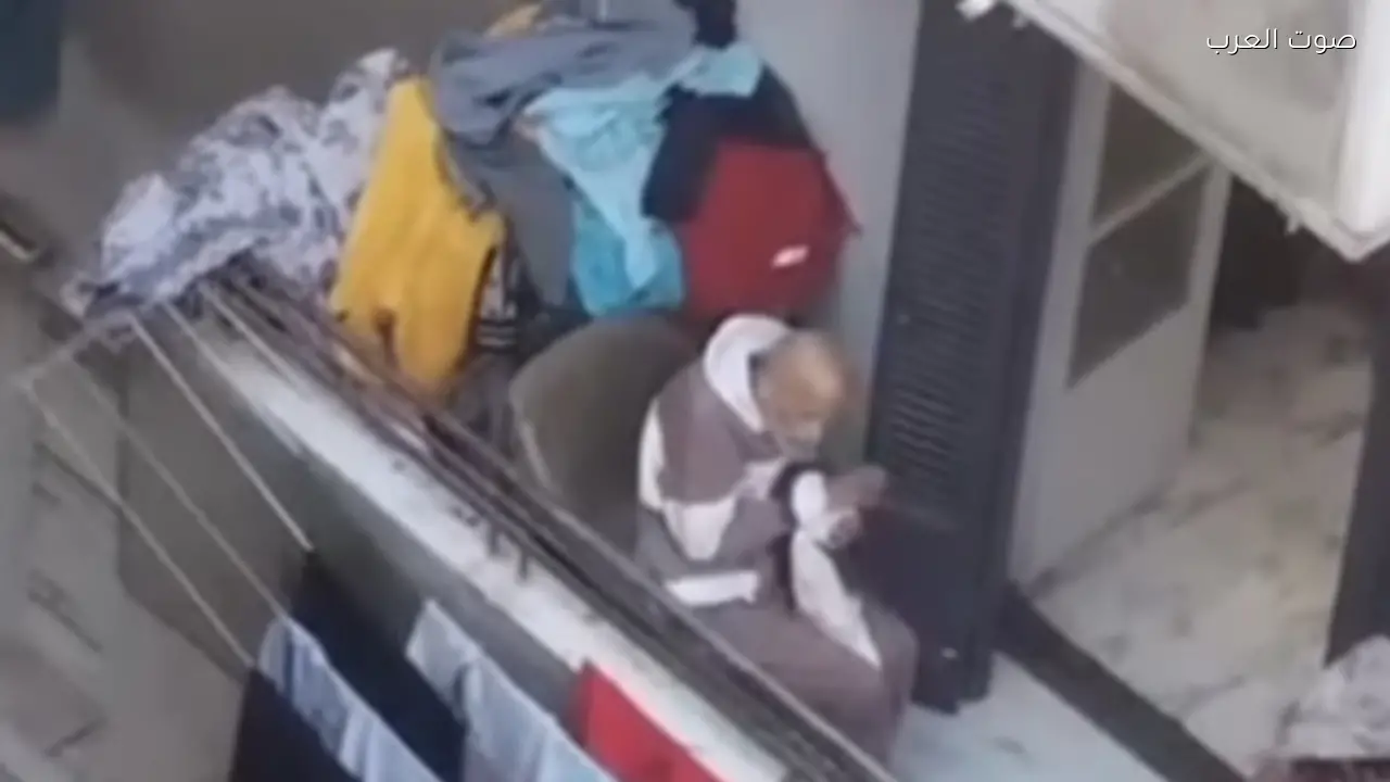 تحرك عاجل من وزارة التضامن لإنقاذ مسن محتجز في بلكونة دار مسنين