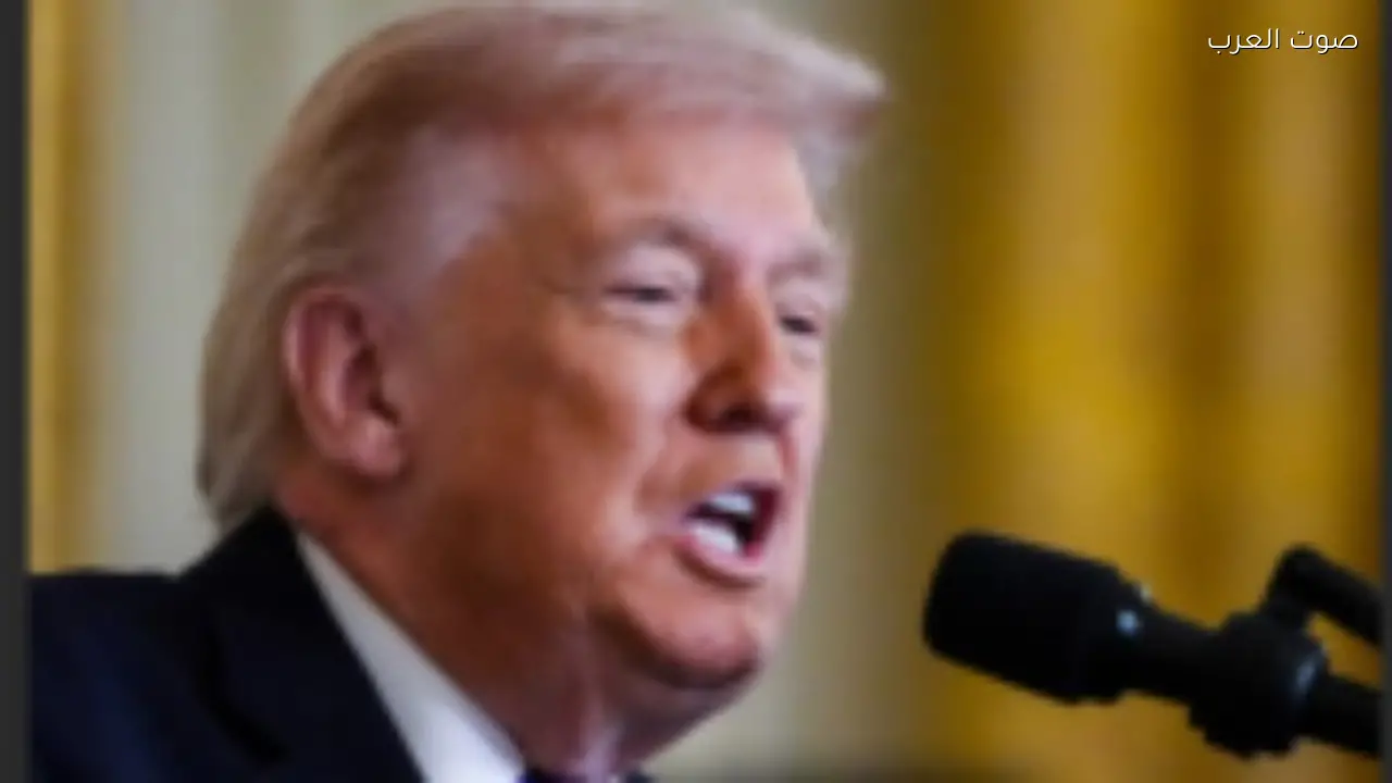 ترامب يطالب إيران بتسليم سلاحها ويهدد بعواقب