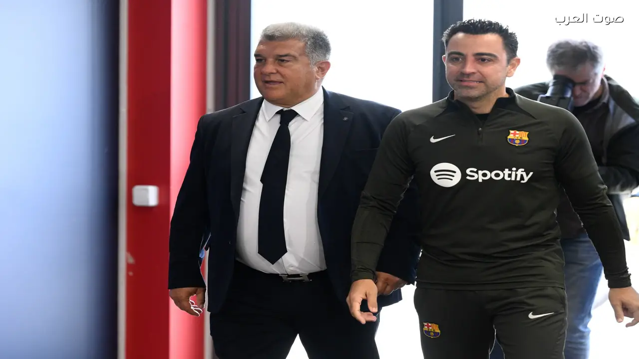 تشافي يكشف عن وعود لابورتا غير المصدقة حول مستقبل ميسي