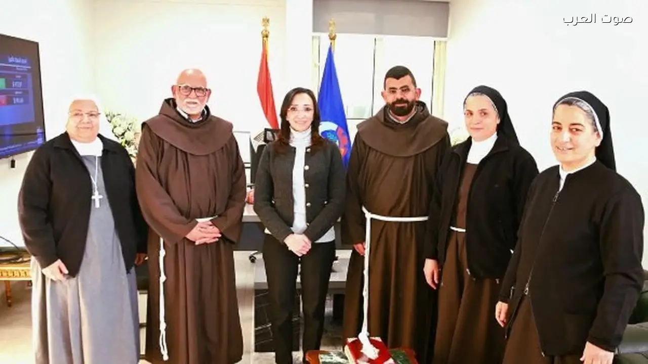 تهنئة الكنيسة الكاثوليكية بالبحيرة وكفر الدوار للدكتورة جاكلين عازر