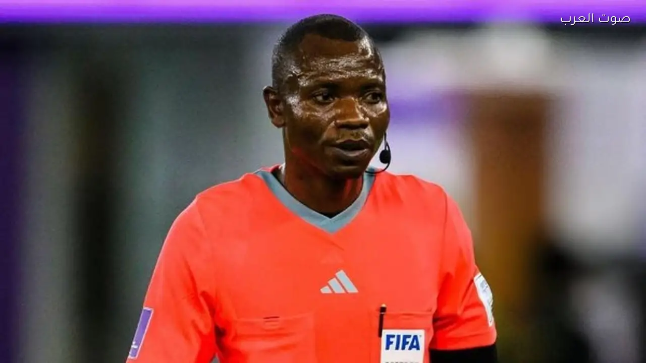 جاك ندالا من الكونغو حكمًا لمباراة المصري ضد شباب بلوزداد