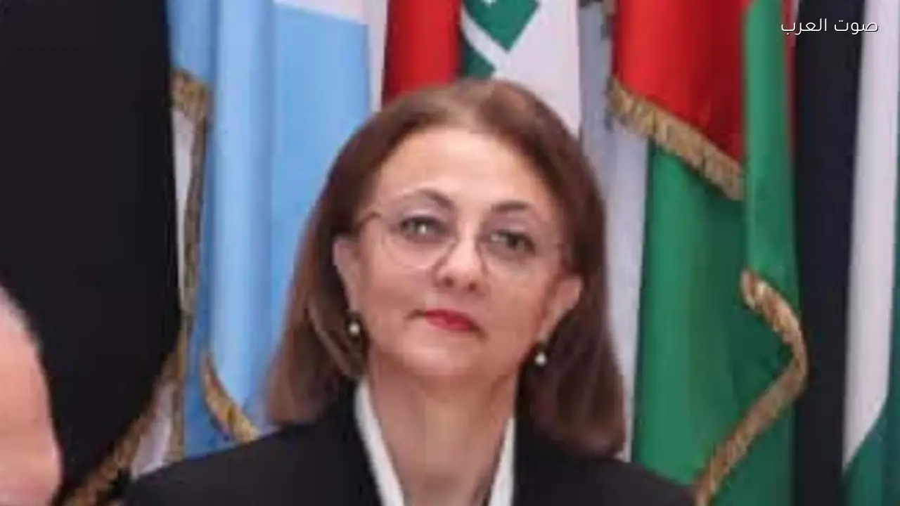 جلسة توعوية في الجامعة العربية عن “بطانة الرحم المهاجرة”