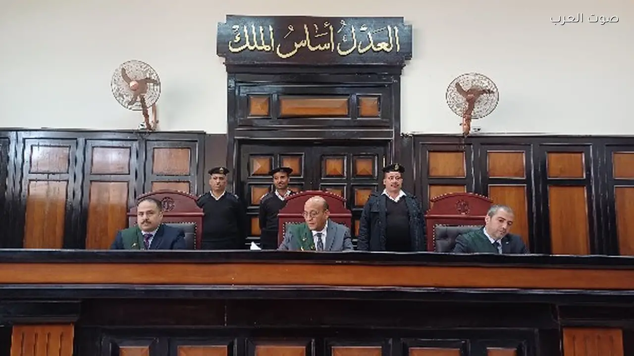 جنايات أسيوط تحكم بالسجن 10 سنوات على مزور الشهادات