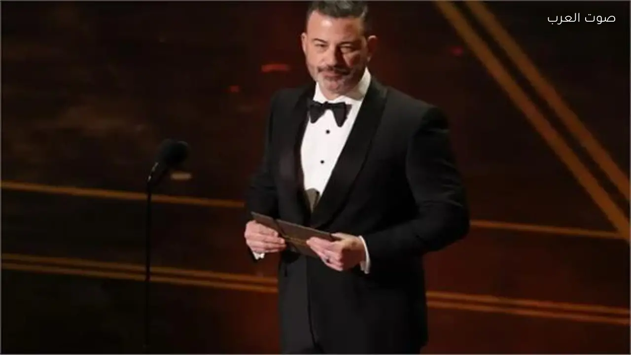 جيمي كيميل يسخر من ترامب و«سي بي إس» خلال حفل الأوسكار