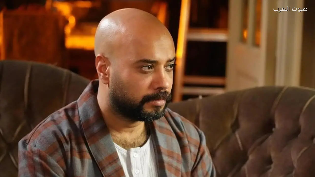 حاتم صلاح يشكر فريق عمل “إفراج” بعد نجاح شخصية شداد الريس