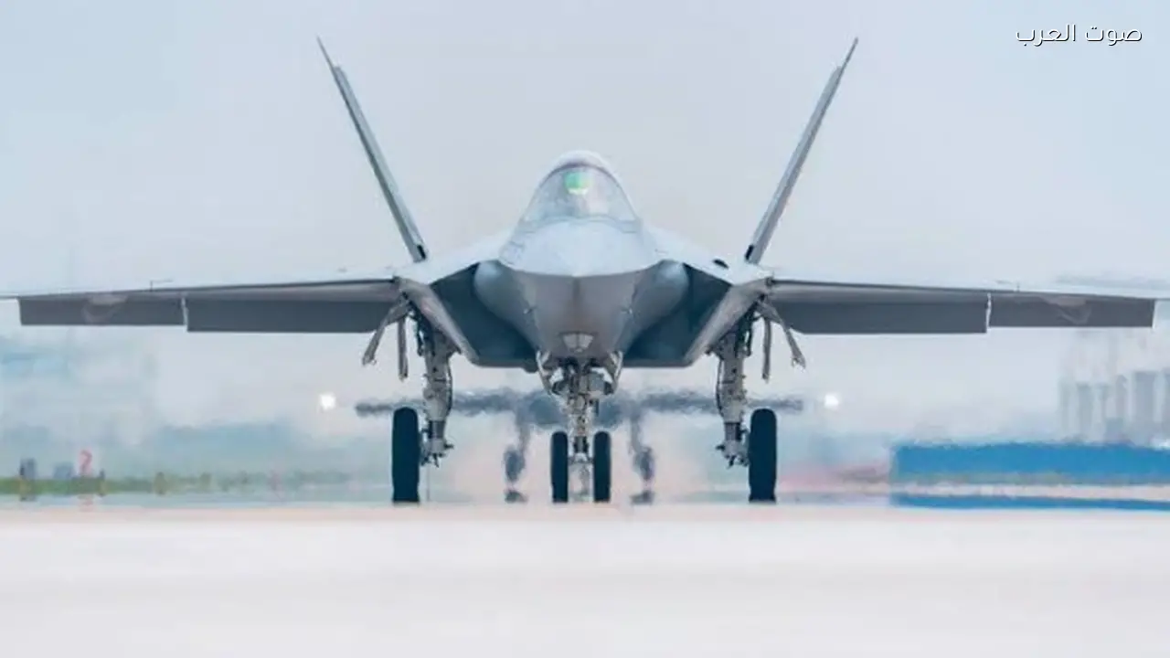 حاملة الطائرات فورد تغادر البحر الأحمر بعد حريق كبير لإصلاحات عاجلة