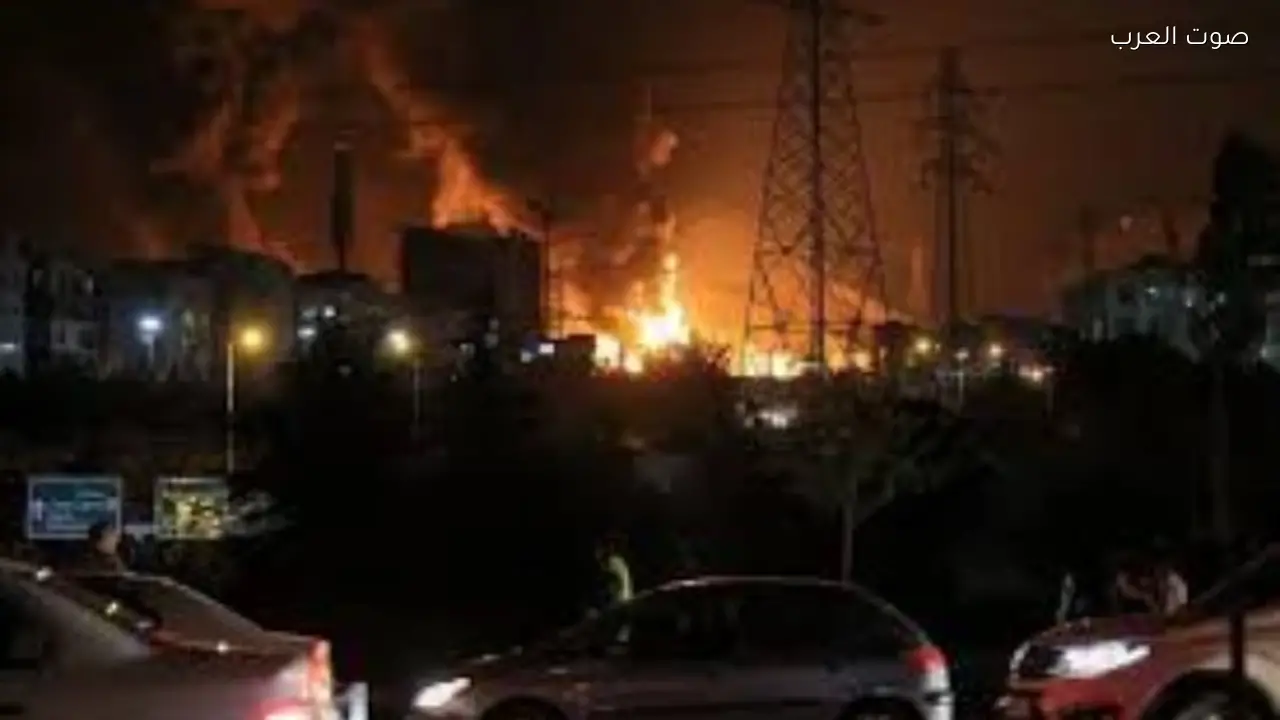 حريق في مصفاة نفط إسرائيلية بعد هجوم صاروخي