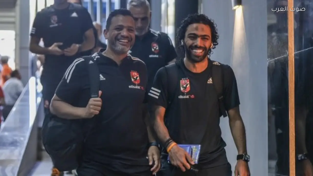 حسين الشحات يحتفل بعيد ميلاد سامي قمصان