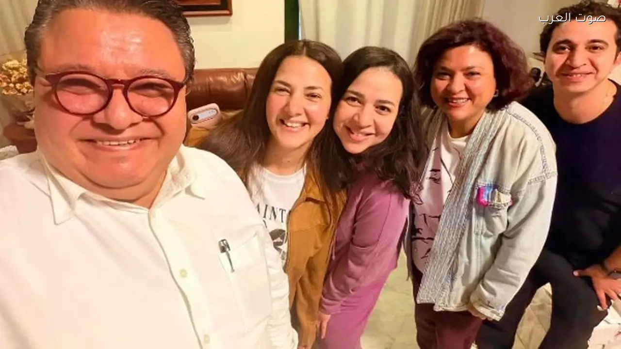 خالد جلال يعلن عن عمل مسرحي جديد يجمع دنيا وإيمى سمير غانم