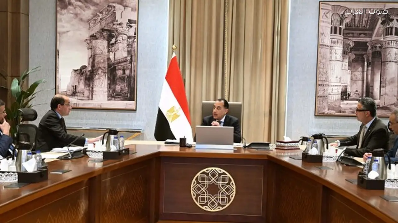 رئيس الوزراء يتابع استعدادات توريد القمح المحلي للموسم الحالي