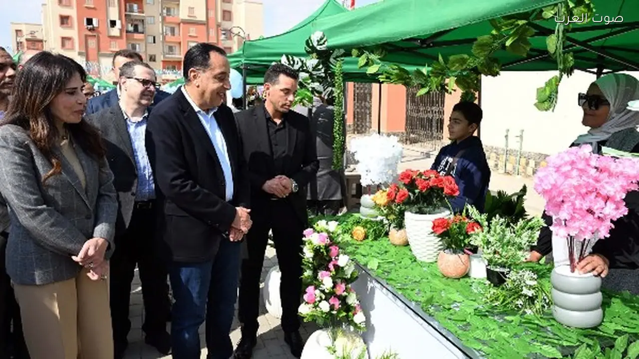رئيس الوزراء يزور مشروعات سكنية وخدمية في حدائق العاصمة