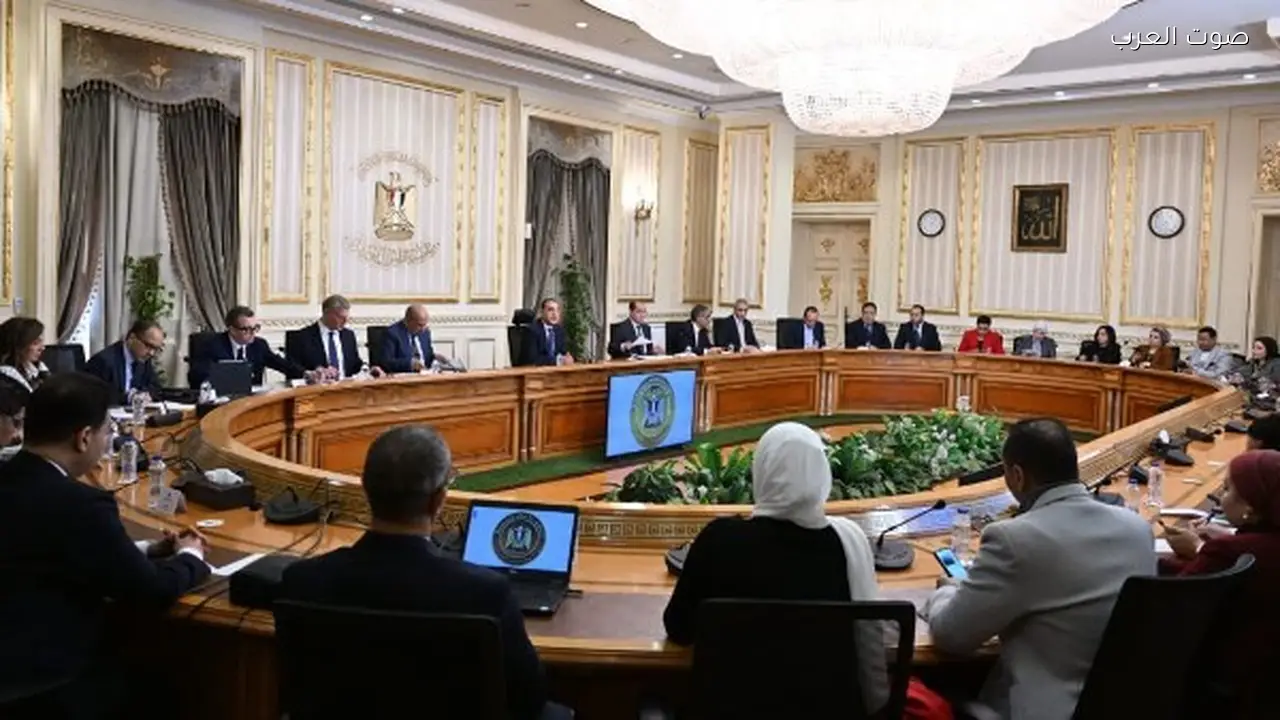 رئيس الوزراء يعلن سعر كيلو الطماطم في أسواق الجملة بين 15 و20 جنيهاً