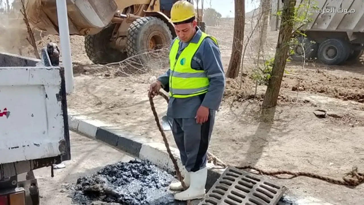 رفع درجة الاستعداد في القاهرة مع دفع 137 معدة لمواجهة الأمطار