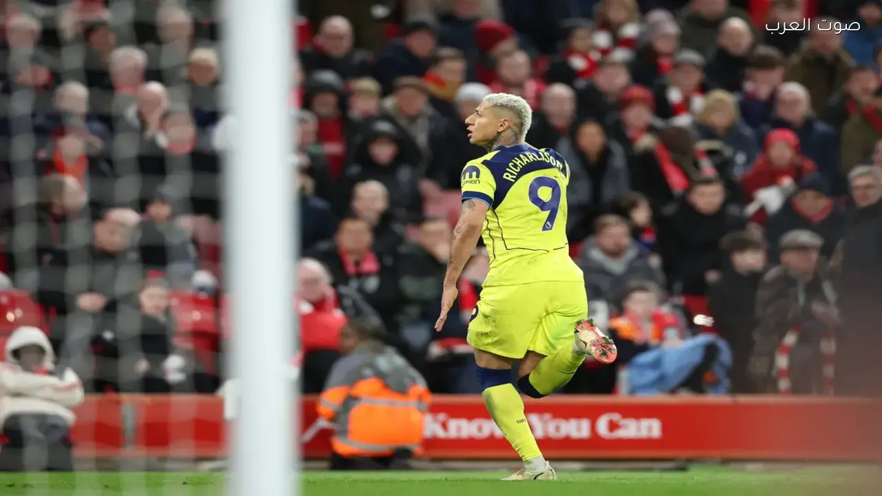 ريتشارليسون ونيتو يعبران عن سعادتهما بتعادل توتنهام مع ليفربول في المباراة الأخيرة