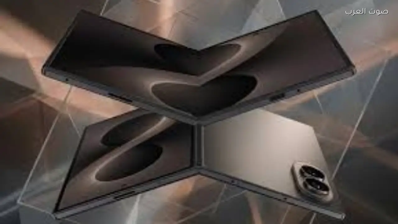 سامسونج تكشف عن تصميم هاتف Galaxy Z Fold Wide الجديد