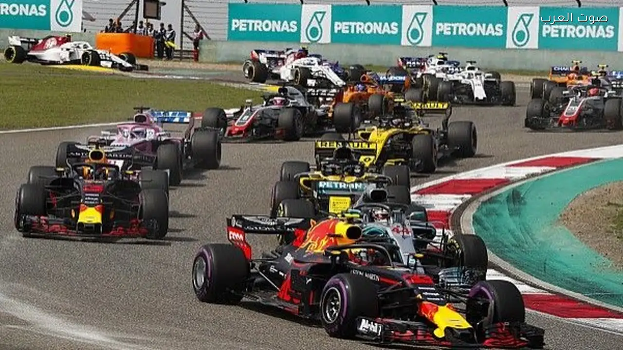 سباق ملبورن يبدأ وسط أزمة السفر وفرق فورمولا-1 تستخدم رحلات خاصة