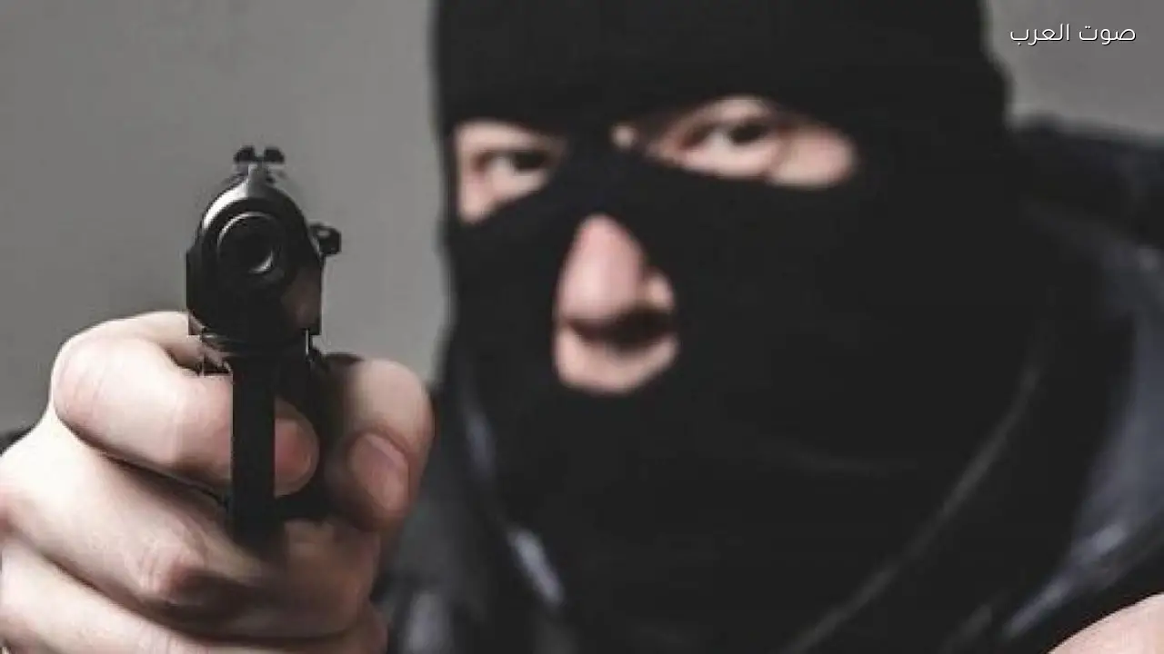 سرقة 3 ملايين جنيه و20 هاتف من تاجر في بولاق الدكرور