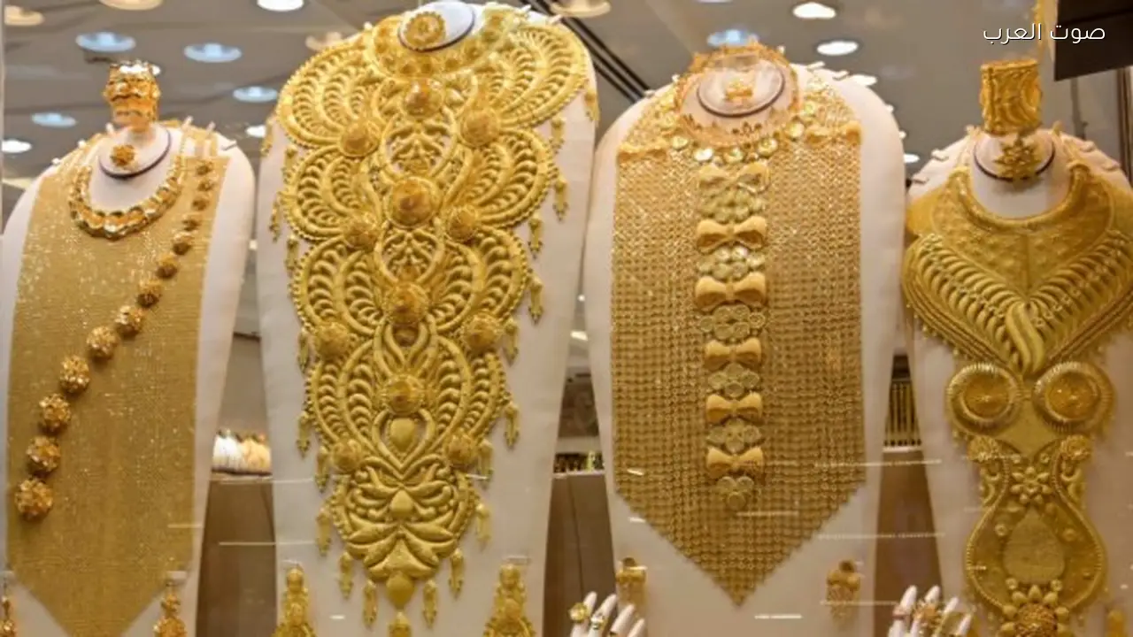 سعر الذهب يشهد تغيرات جديدة في المساء اليوم الأحد