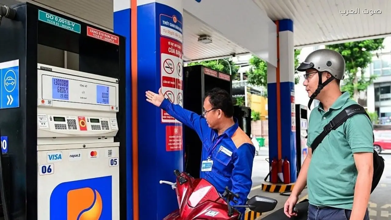سعر بنزين RON95 ثابت عند 25575 دونغ فيتنامي/لتر