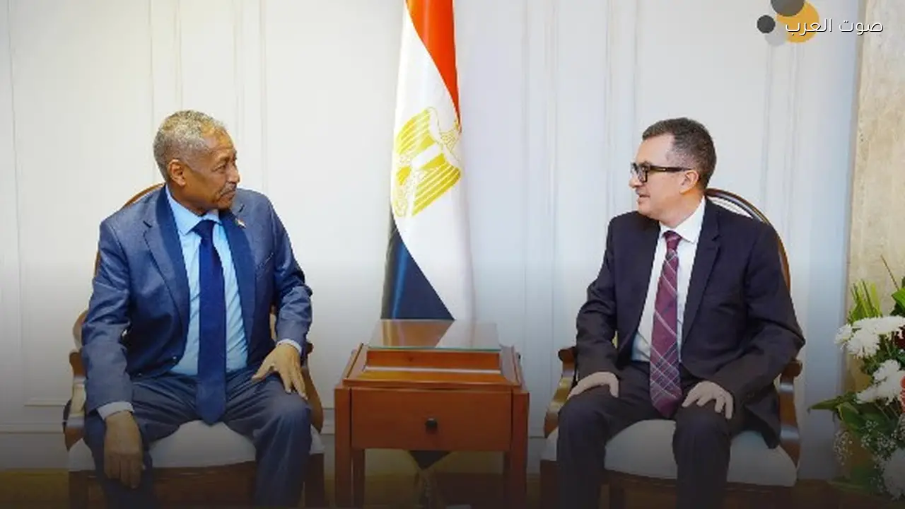 سفير السودان في القاهرة يناقش دعم التعافي مع وزير التخطيط
