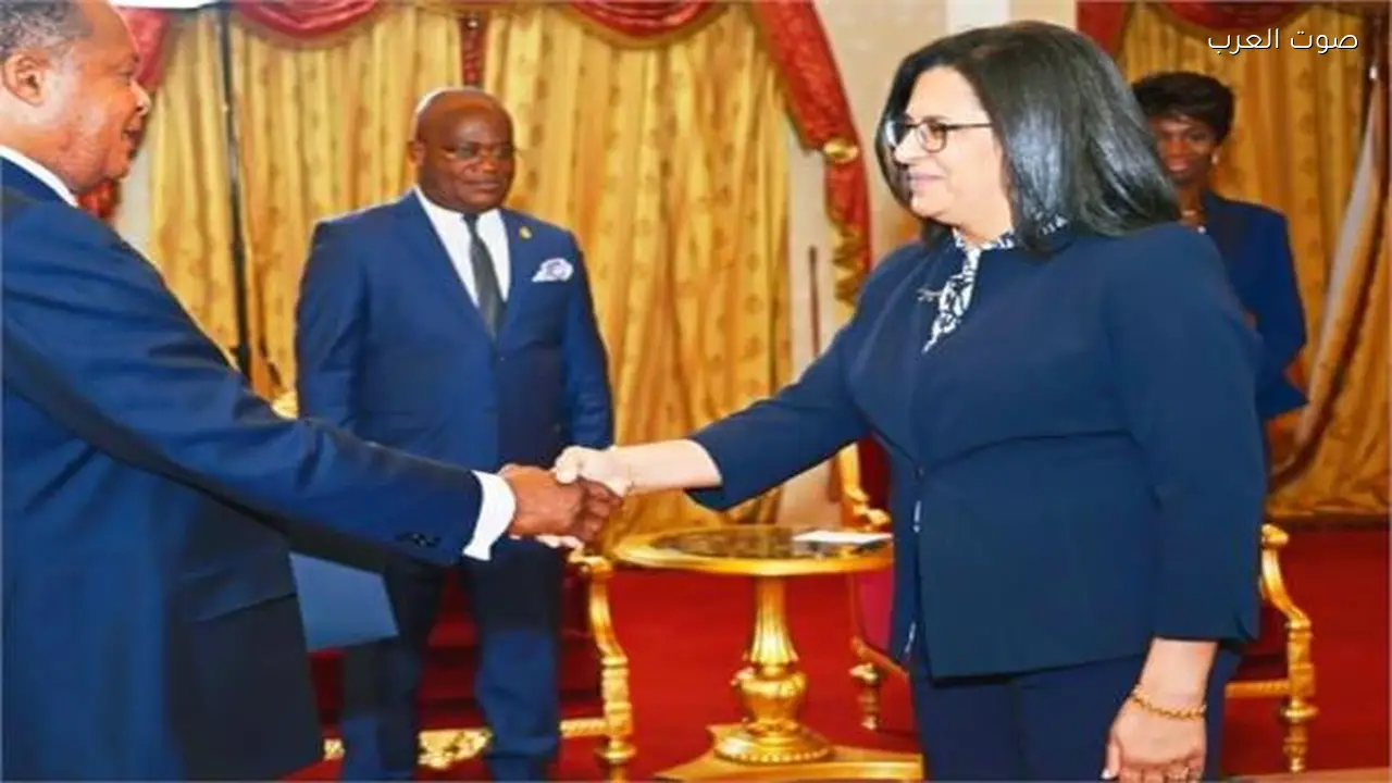 سفيرة مصر في الكونغو برازفيل تدعم الزمالك في مواجهة أوتوهو