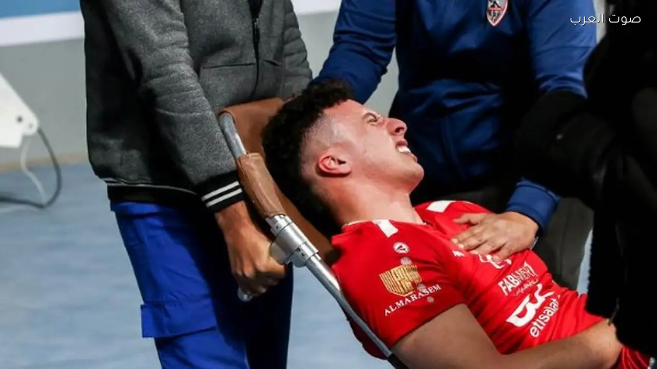 سيف عابد لاعب الأهلي للطائرة يتعرض لقطع في الرباط الصليبي