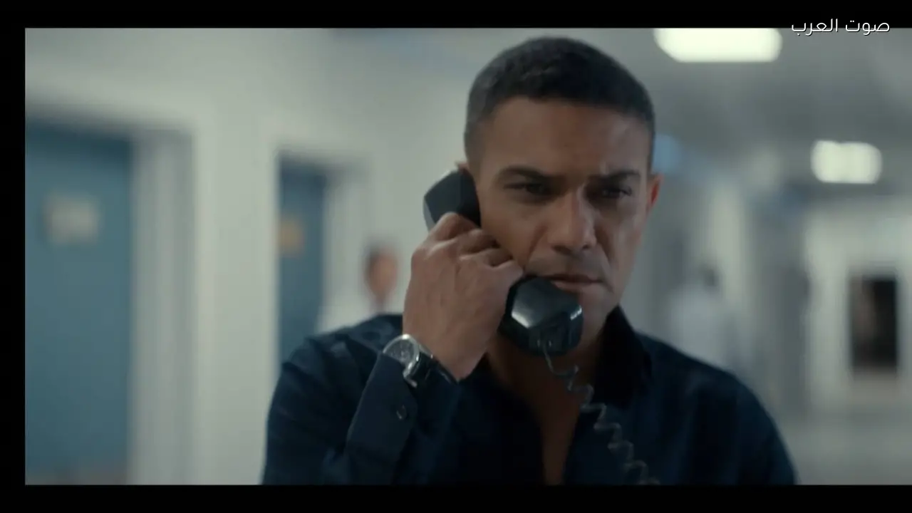 شافكي المنيري تبارك لآسر ياسين نجاح فيلمه «اتنين غيرنا»