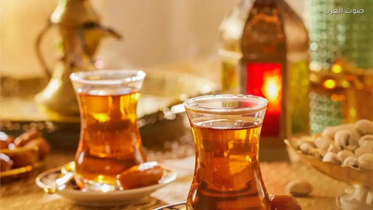 شرب الشاي على السحور وبعد الإفطار قد يسبب مشاكل صحية