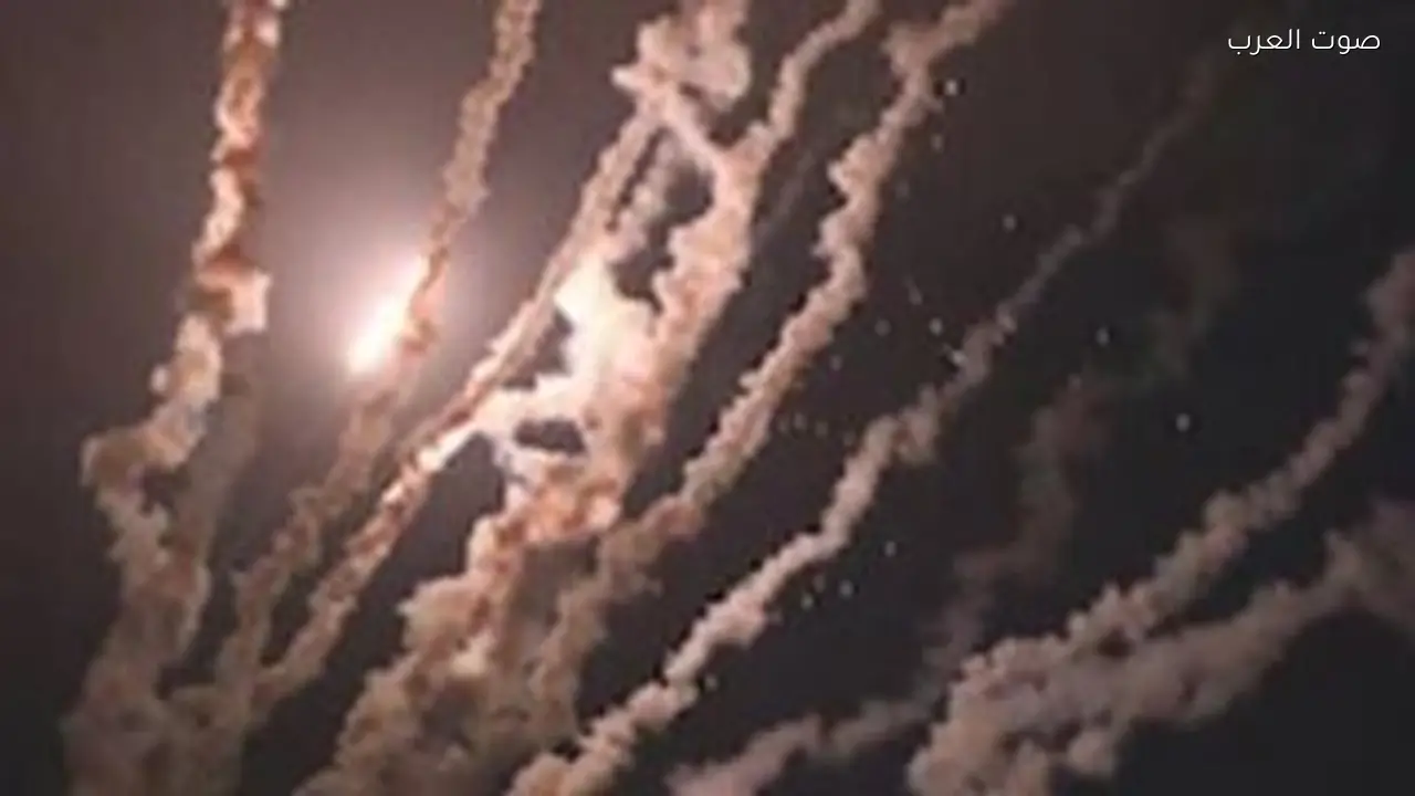 صافرات الإنذار في تل أبيب بعد هجمات صواريخ حزب الله