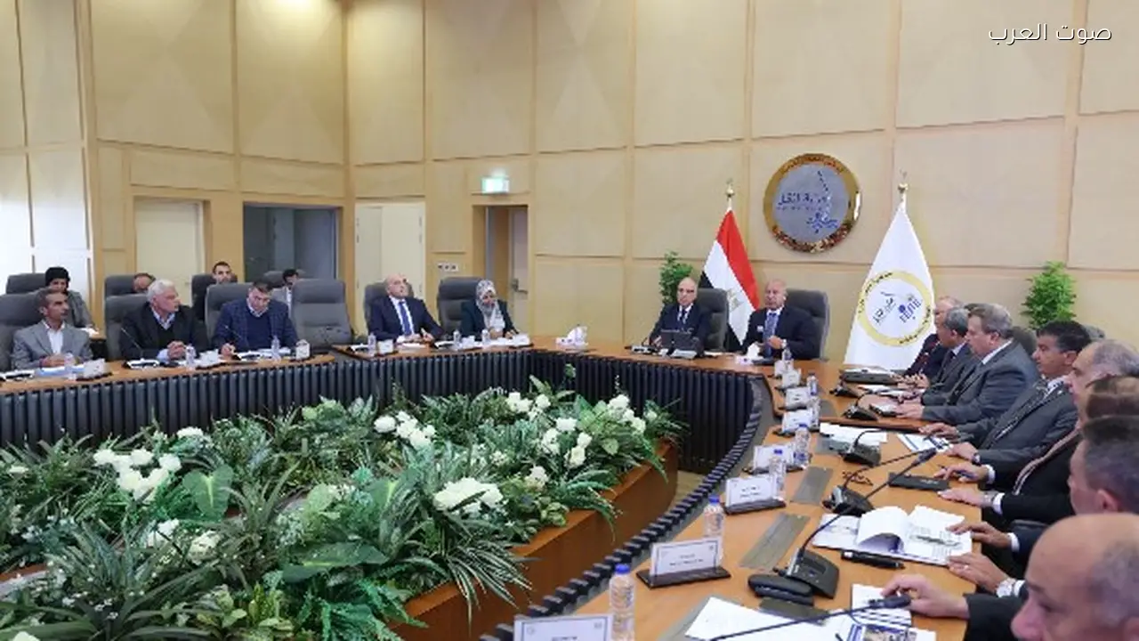 صرف تعويضات نزع الملكية لمشروعات النقل في القاهرة والجيزة