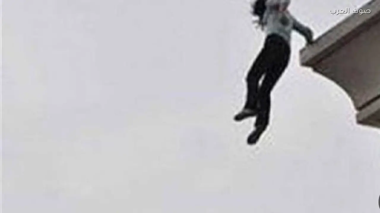 طالبة إعدادية تقفز من الطابق الثالث في بولاق الدكرور بسبب شكوك والدتها