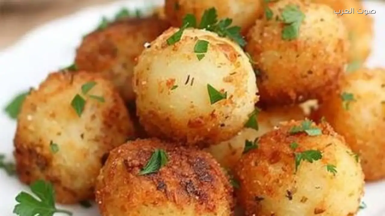 طريقة سهلة لتحضير كرات البطاطس بالجبن