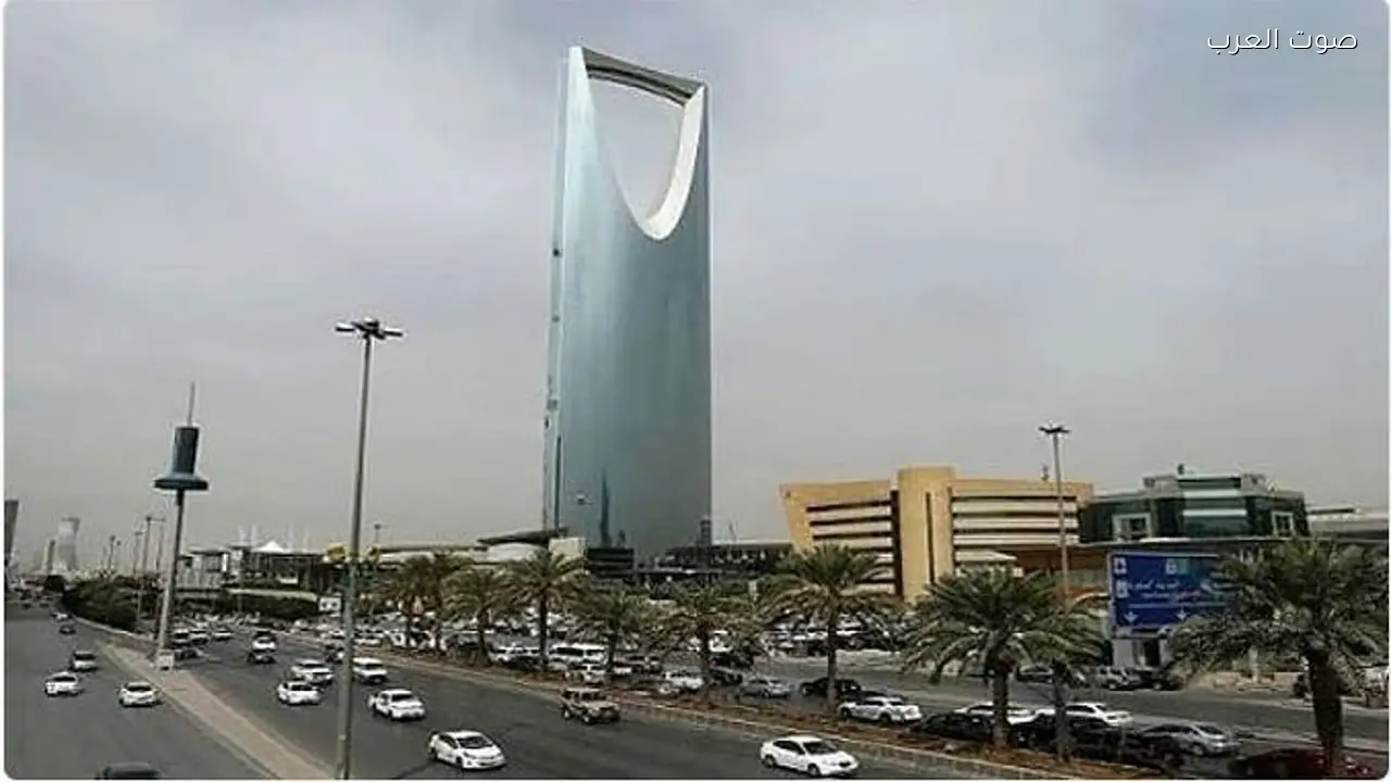 طقس الأربعاء في المملكة: أمطار رعدية ورياح مثيرة للأتربة والغبار