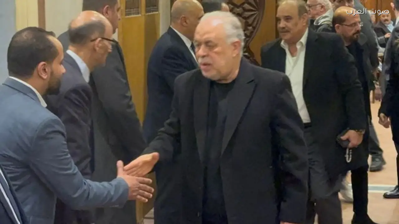 عزاء زوج الإعلامية إيناس عبدالله بحضور أشرف زكي