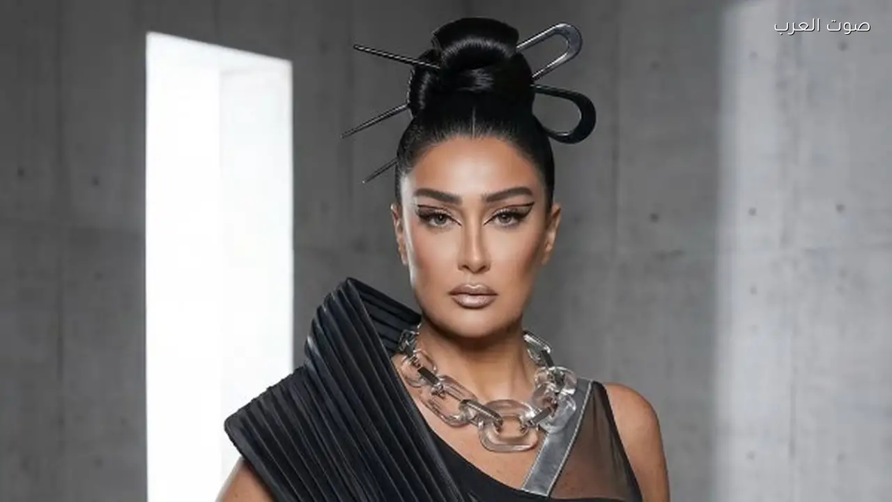 غادة عبد الرازق تظهر برشاقة في إطلالة كاجوال جديدة