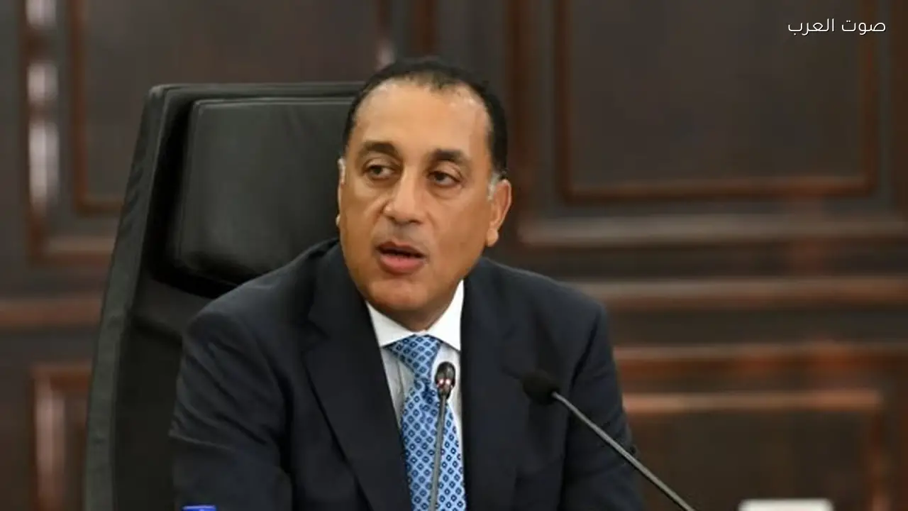 غلق المطاعم والكافيهات والأندية في مصر بدءًا من الغد حتى 9 مساءً