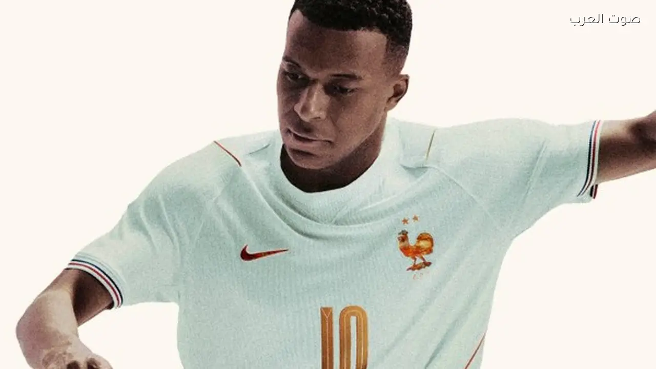 فرنسا تكشف عن قمصانها الجديدة لكأس العالم 2026