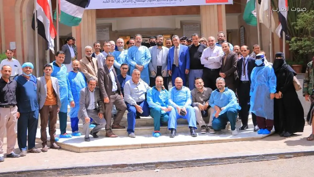 فريق طبي مصري يبدأ برنامج زراعة الكبد في اليمن