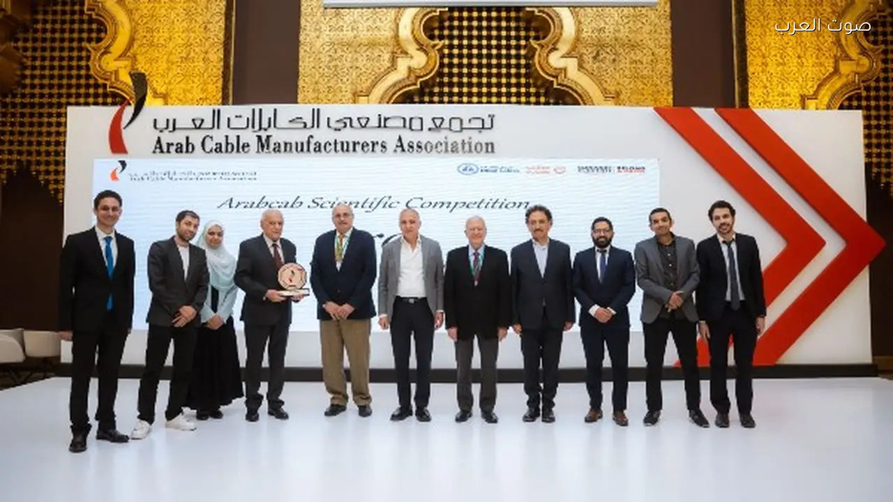 فريق هندسة عين شمس يحصل على المركز الثاني في مسابقة الكابلات العرب
