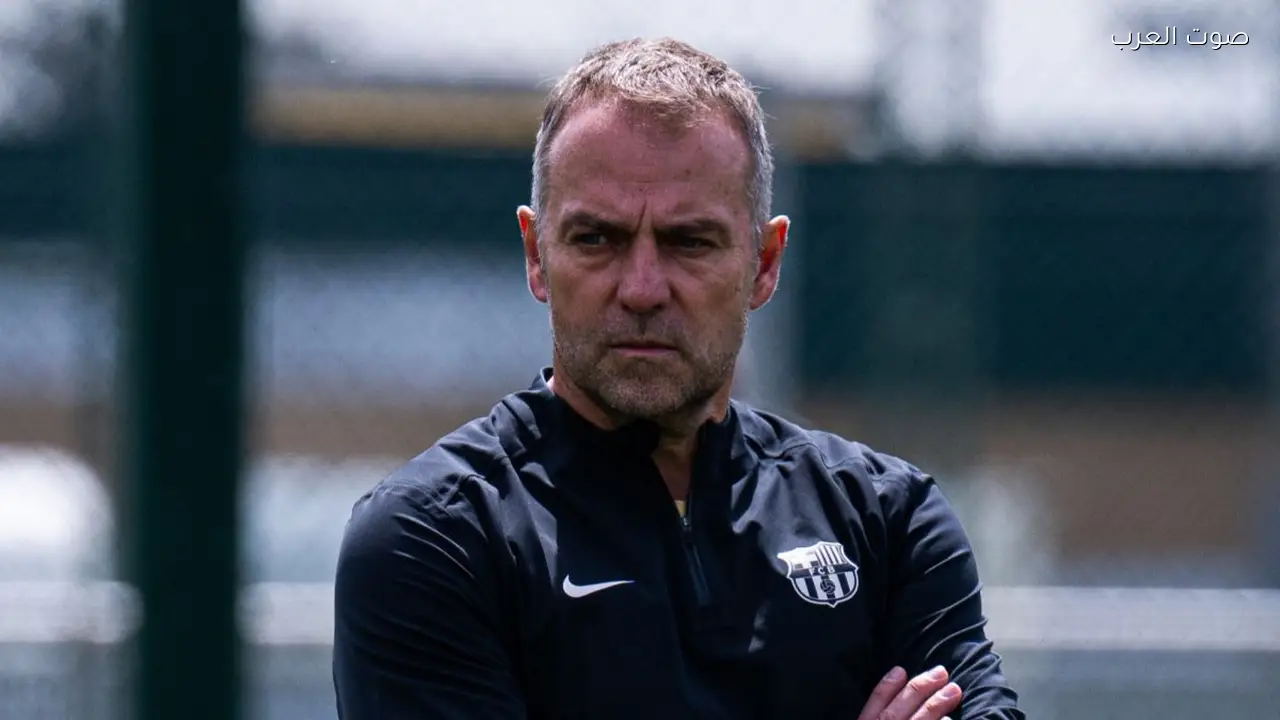 فليك يدرس إراحة ثنائي برشلونة في مواجهة إشبيلية ضمن الدوري الإسباني