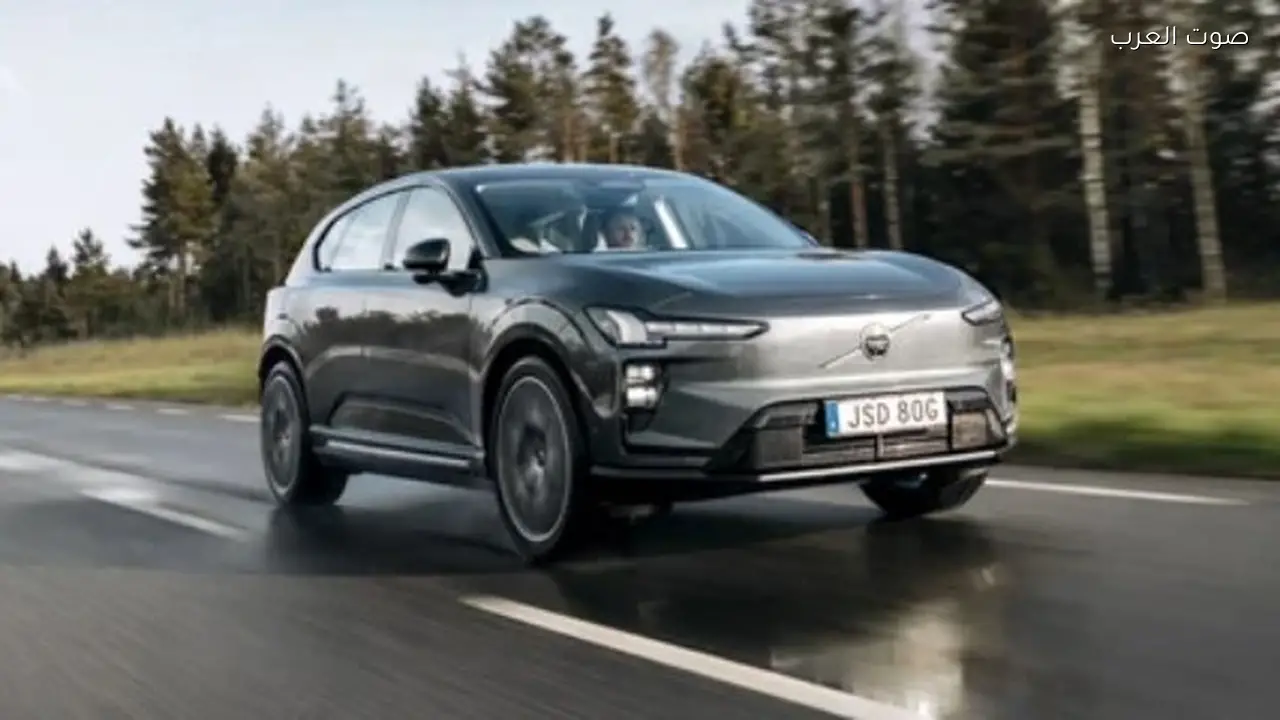 فولفو تكشف عن EX60 موديل 2027 المدعوم بالذكاء الاصطناعي