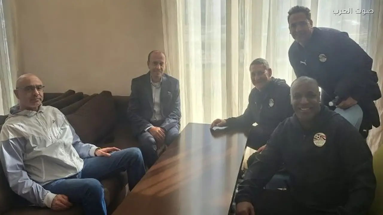 قنصل مصر يلتقي ببعثة منتخب الناشئين في ليبيا والفراعنة يرتدون الزي الأبيض أمام تونس