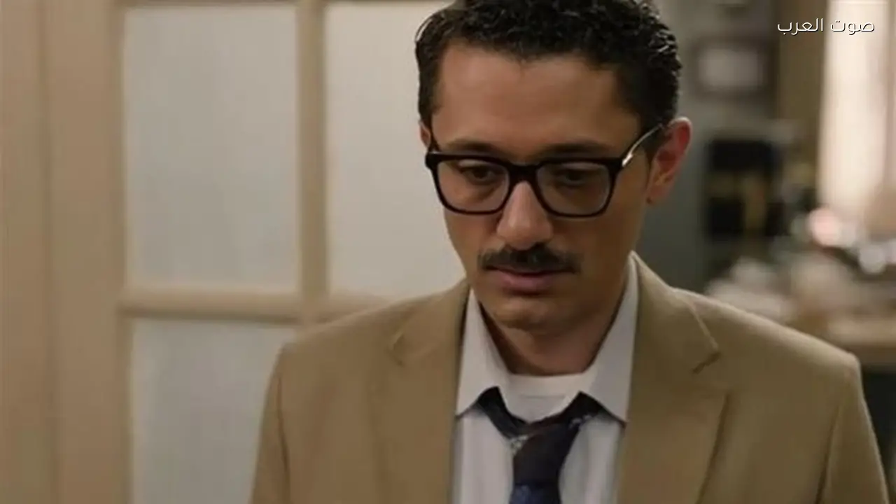 كريم محمود عبد العزيز يواجه صراعًا نفسيًا في الحلقة 9 من مسلسل المتر سمير